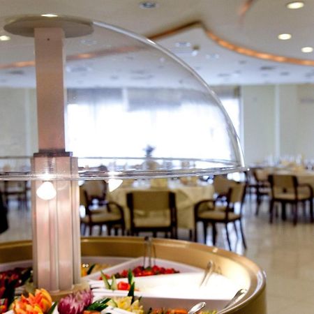 Euro Hotels Gara De Nord Бухарест Экстерьер фото