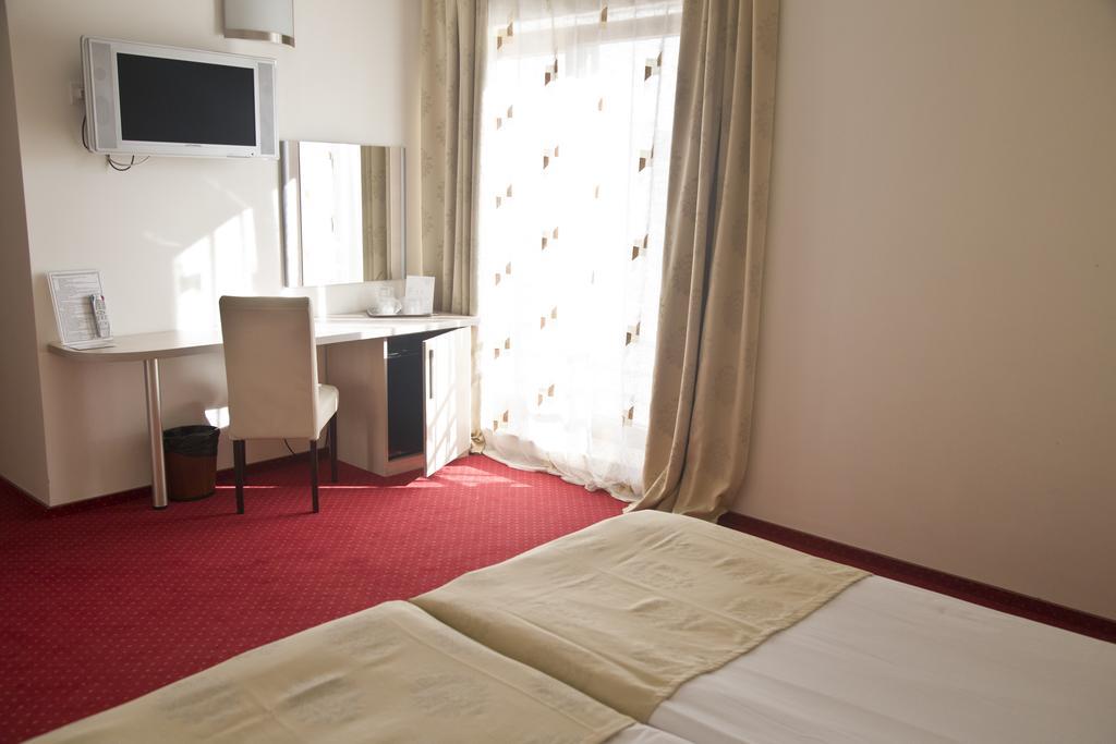 Euro Hotels Gara De Nord Бухарест Экстерьер фото