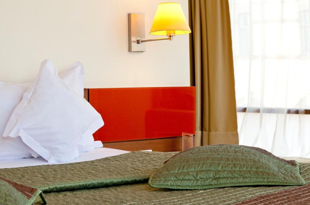 Euro Hotels Gara De Nord Бухарест Экстерьер фото