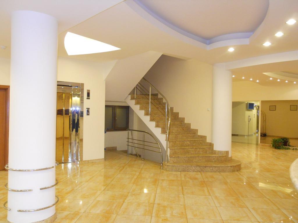 Euro Hotels Gara De Nord Бухарест Экстерьер фото