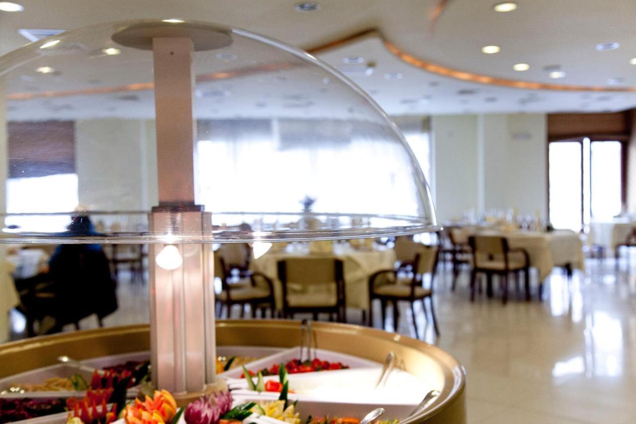 Euro Hotels Gara De Nord Бухарест Экстерьер фото
